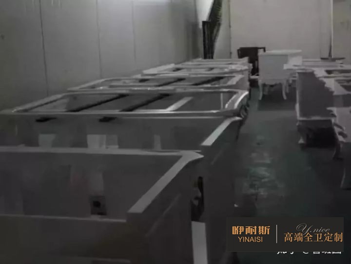 浴室柜的表面涂饰工艺 浴室柜的表面涂饰工艺